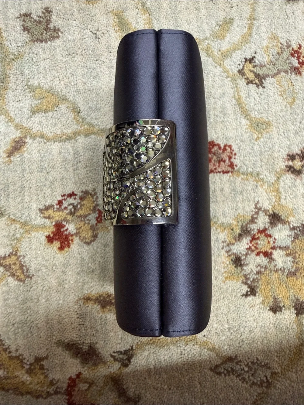 Rodo black satin